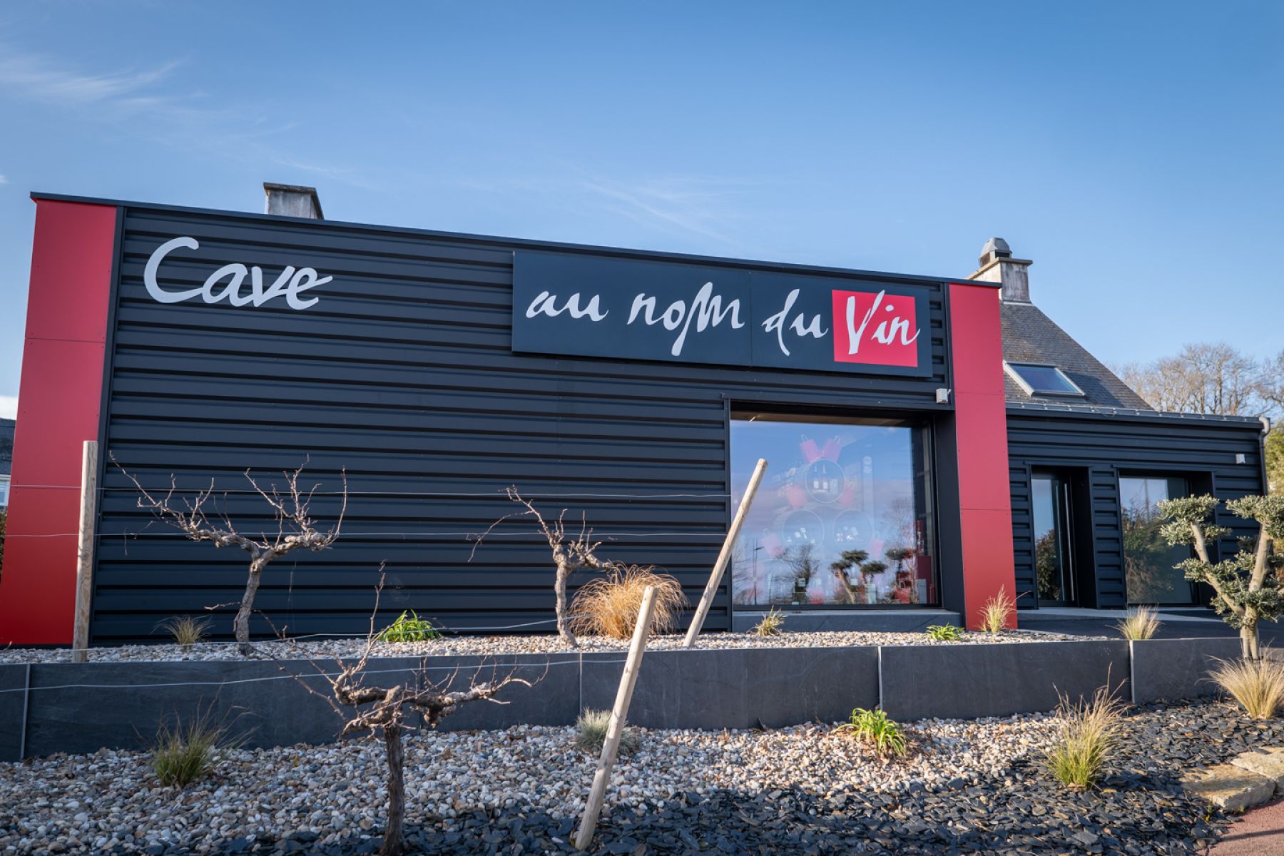 Magasin Sarzeau- Au nom du vin